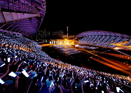 旺财28LED透明屏助力张韶涵泉州演唱会震撼开唱