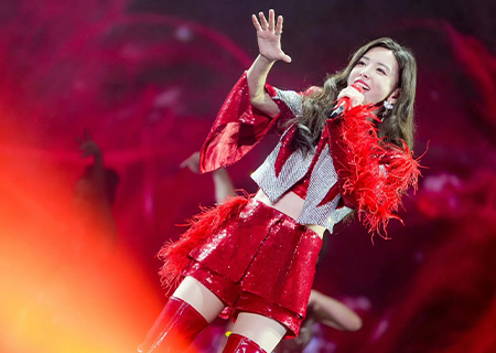 于文文无锡演唱会,旺财28舞台LED透明屏闪耀全场